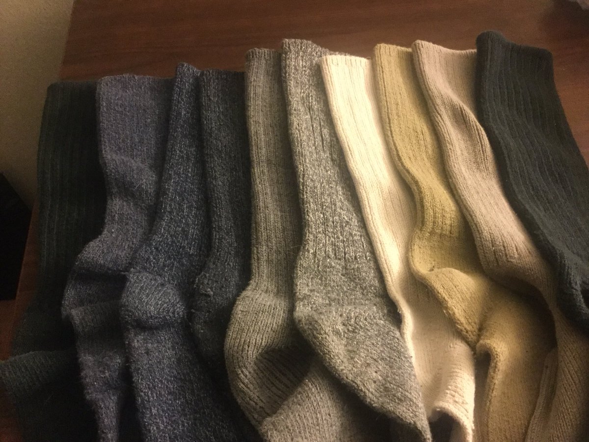 REMMER1551's tweet image. Seriously how do I have so many single socks??

What happened to their match??

This is just getting weird and what do I do with them??

#FirstWorldProblems #LaundryProblems