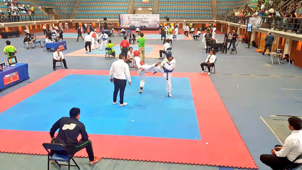 utvco's tweet photo. Adrián y Michell obtuvieron pase a la final de Taekwondo en el Encuentro Nacional Deportivo y Cultural 2018. ¡Son unos campeones, felicidades! #JaliscoSedeENDCUT #ENDyCUT2018 #OrgulloUTVCO https://t.co/4VTOADSq5I