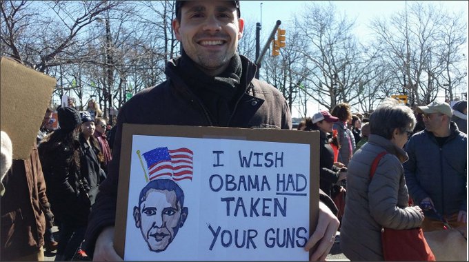 @Alyssa_Milano Another pic from #MarchForOurLives Philadelphia! https://t.co/CjQLuizprq