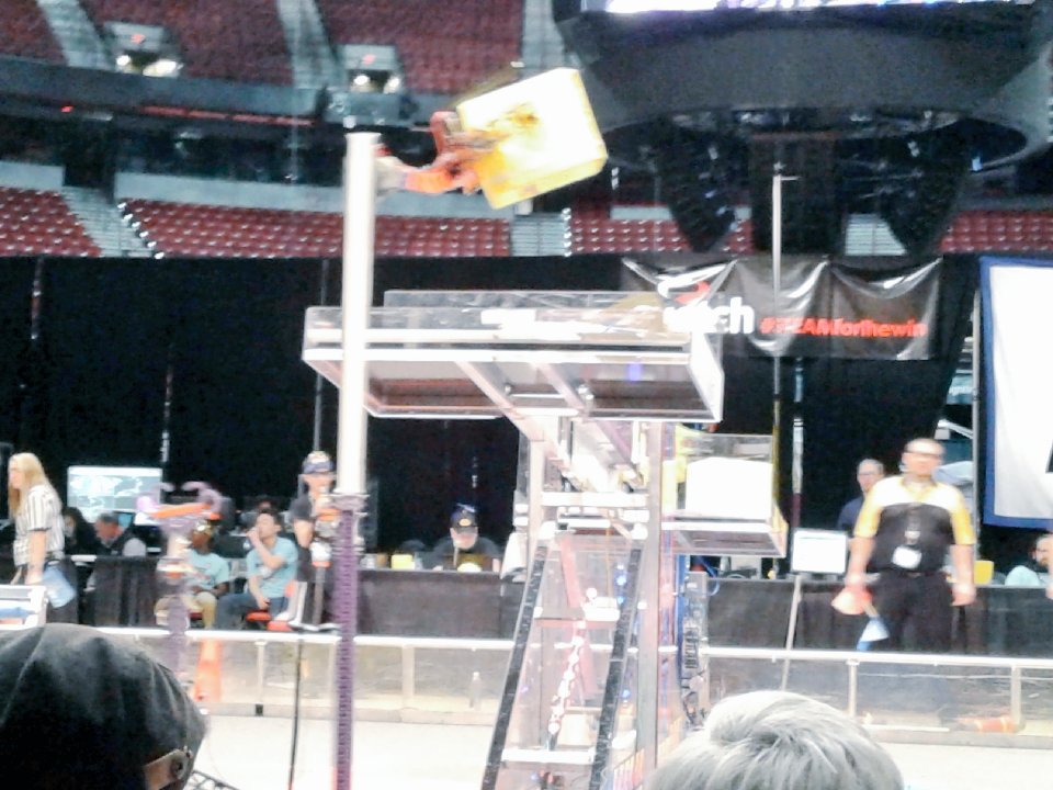 CTEinCCSD's tweet photo. Wonderful day of competition and learning @firstnevada @FIRSTweets at the Las Vegas FRC Regional. #CareerTechEd #STEM #omgrobots #Robots #Robotics #firstnevada #poweredbySwitch https://t.co/oufWibnpdB