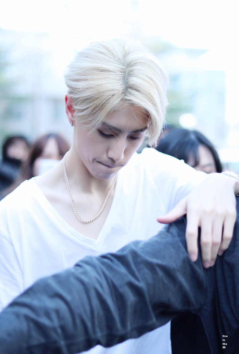 LiveInTheM's tweet image. 180323 뮤뱅 [HQ]

#GOT7 #갓세븐 #마크 #Mark #段宜恩