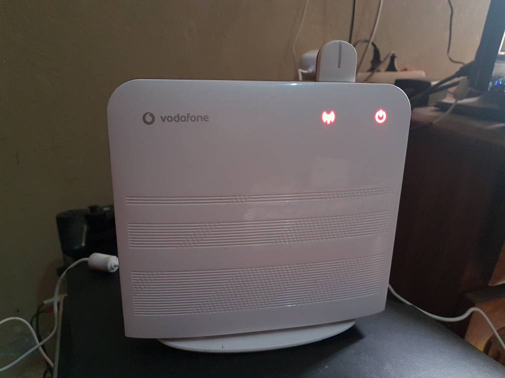MameCheikhDK007's tweet photo. 77 324 58 85//773307975
PASSER en mode WIFI.  
Pour tout détenteur de ce genre de clé internet
Nous pouvons vous fournir un modem wifi capable de se connecter avec la clé 
UNE TRES BONNE QUALITÉ DE CONNEXION ASSURÉE!!!!!!
77 324 58 85////70 867 15 46 #kebetu  #Senegal #savedakar https://t.co/PlBYvy9qW3