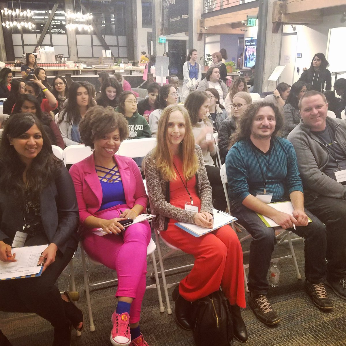 TheExpatWomanUS's tweet photo. We are so grateful to our fantastic judges for lending us their time and knowledge this evening. Thank you Fatima Maniyar, @YourTash, @ePoplawski, @NawarNory, and
@foobarfighter!
#hackathon #tewhack #womenwhocode #stem https://t.co/T63XiiGN9E