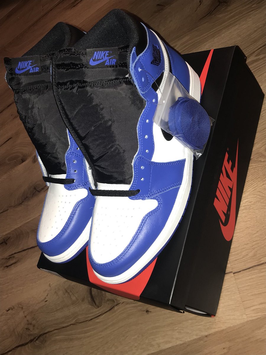 JasonVillagran5's tweet image. Jordan 1 @Jumpman23 @footlocker #GameRoyals