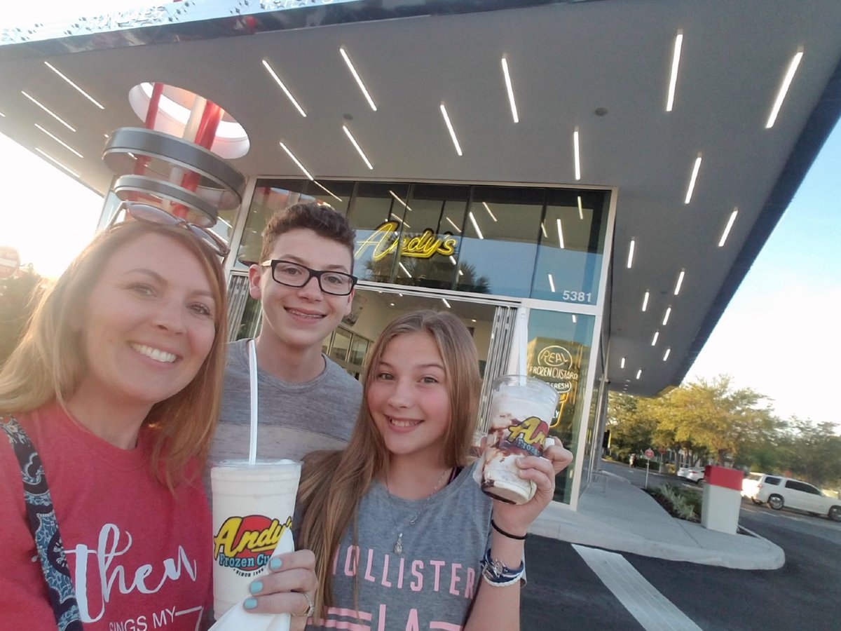 erinipock's tweet image. @EatAndys We relocated to Florida from Springfield 2 years ago... You can only imagine how excited we were to visit the newest Andy's location in Orlando! Felt like home! Now if we could just get one in Tampa! #bootdaddy