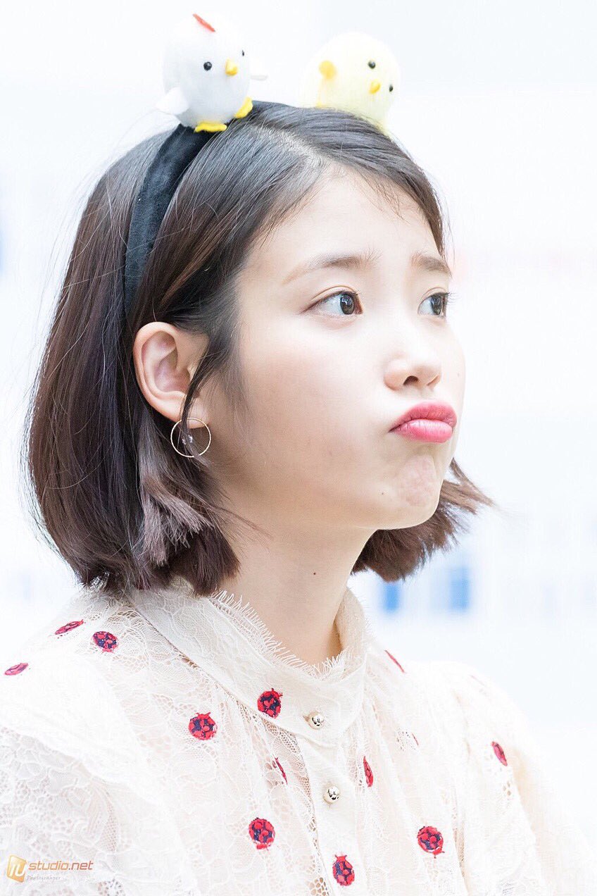 かな Iuちゃん可愛いし綺麗すぎる 歌もいい歌ばっかり グクが憧れるのも わかる気がする Iu好きな人rt Iu可愛いと思ったらrt T Co Jp6ttquma4 Twitter