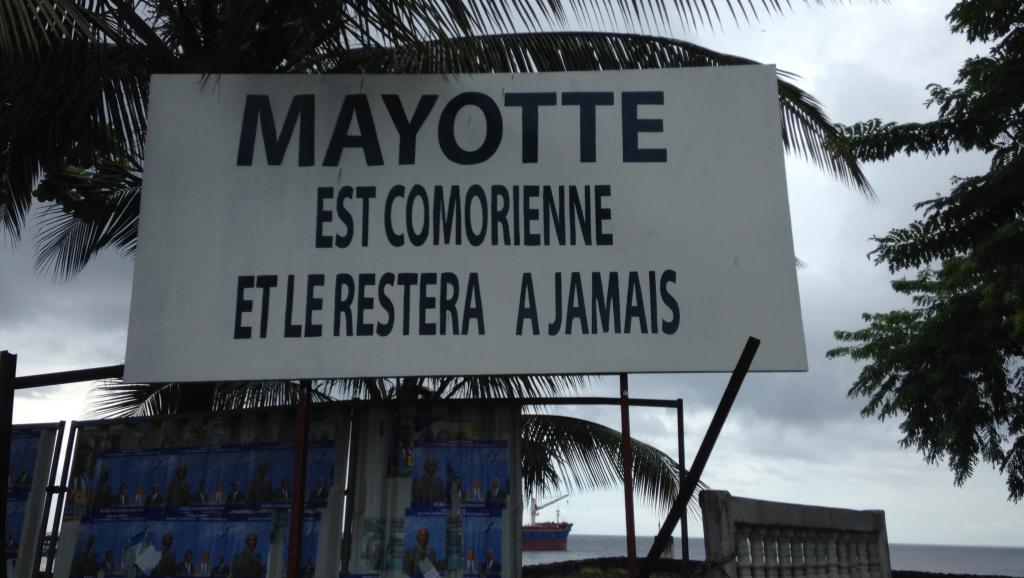 Comores: manifestation contre les violences envers les Comoriens de Mayotte rfi.my/2QZr.t