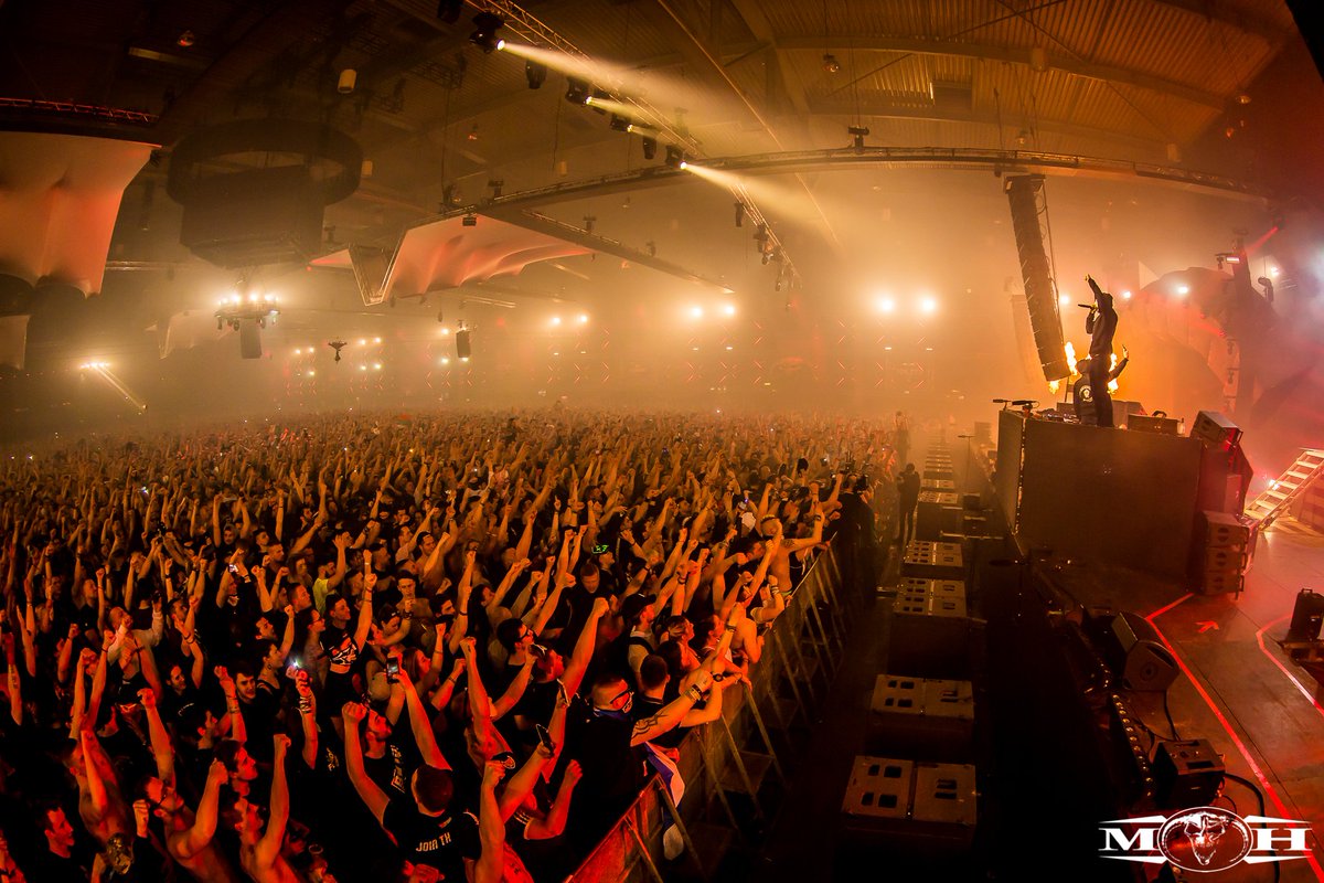 official_MOH's tweet image. Representing the Masters of Hardcore, they are here to show they are the deadliest creed. Brace yourselves for anthem creator @dj_angerfist live! #MOH2018