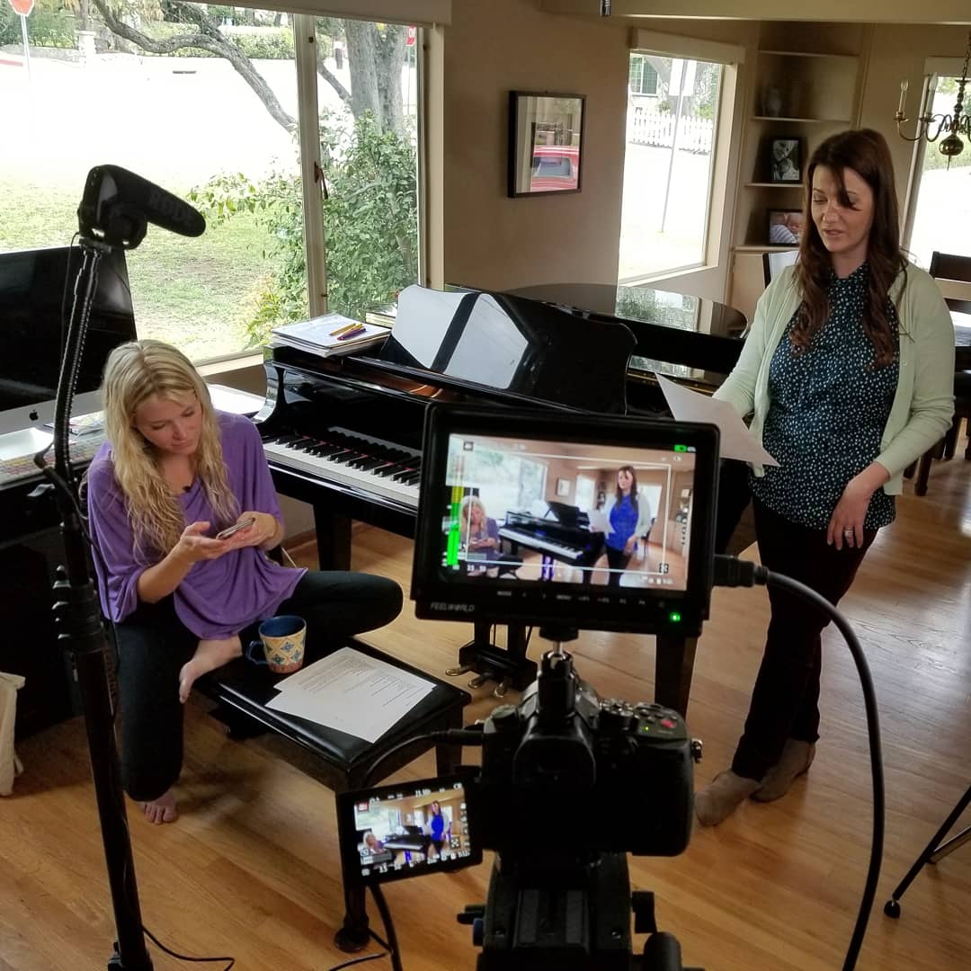 CommonSimple's tweet image. A lot of fun working with @agshoots on a project for the talented @charmarmusic!
#rodemic #akg #aputure #cametv #Lumix #GH5