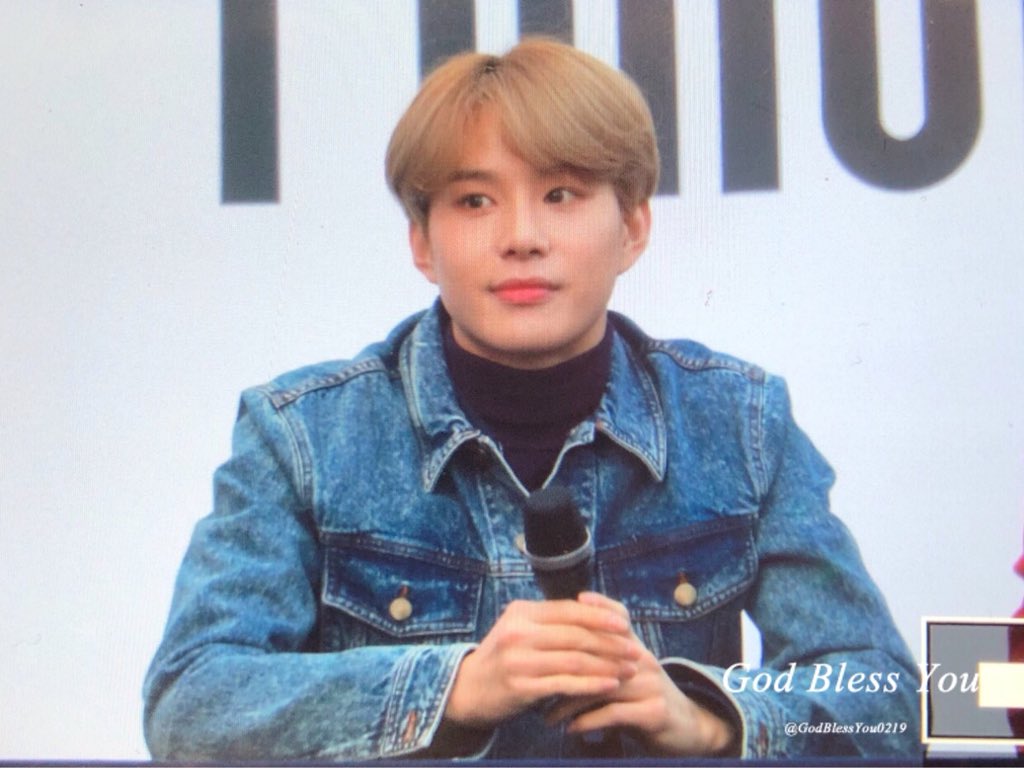 GodBlessYou0219's tweet photo. 180324 고양 스타필드 팬싸인회
-
#정우 #JUNGWOO #NCT #NCT_U #NCT2018 https://t.co/8mGKPu4ikD