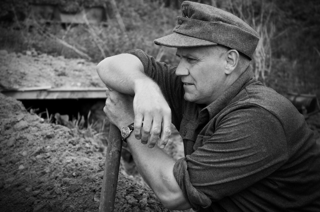 So, the men of the Gren & Füs Rgts knew they would have to weather the storm until the Pz’s arrived - Manteuffel ‘In my comments I left no doubt that they would have to defend themselves, as our Pz’s could not be everywhere....’ /18