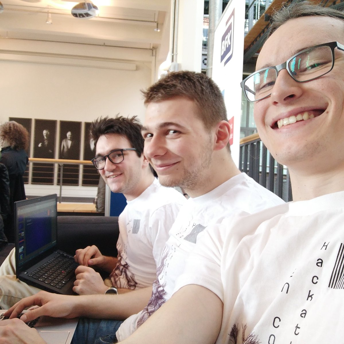 DieMitDerCouch's tweet image. Reclaimed the couch!
#rethinkhackathon #opencodes #hackathon