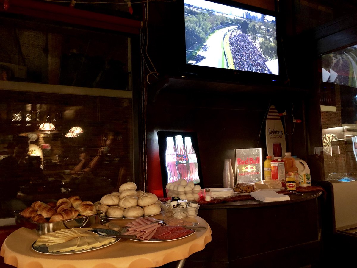 Go Max! <a href="/oudesluys/">café de Oude Sluys</a> #F1life #belachelijkvroeg