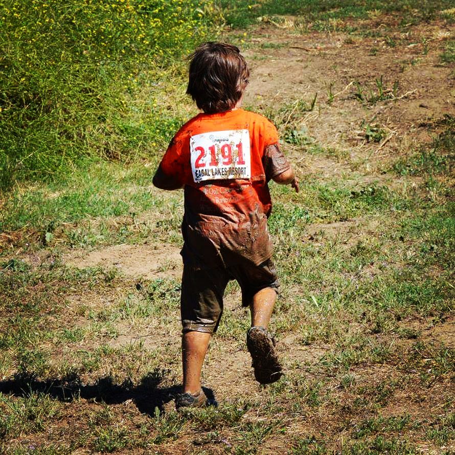 eagallakes's tweet photo. "In the Spring, at the end of the day, you should smell like dirt." - Margaret Atwood. Happy first day of Spring! 'Lil Mud Runner Sunday, May 20th. #lilmudrunner #mud #runner #runners #running #instarunners #trailrunning #trails #family #Kids #adventurer #outdoors #Explore https://t.co/Ix02J3hcg3