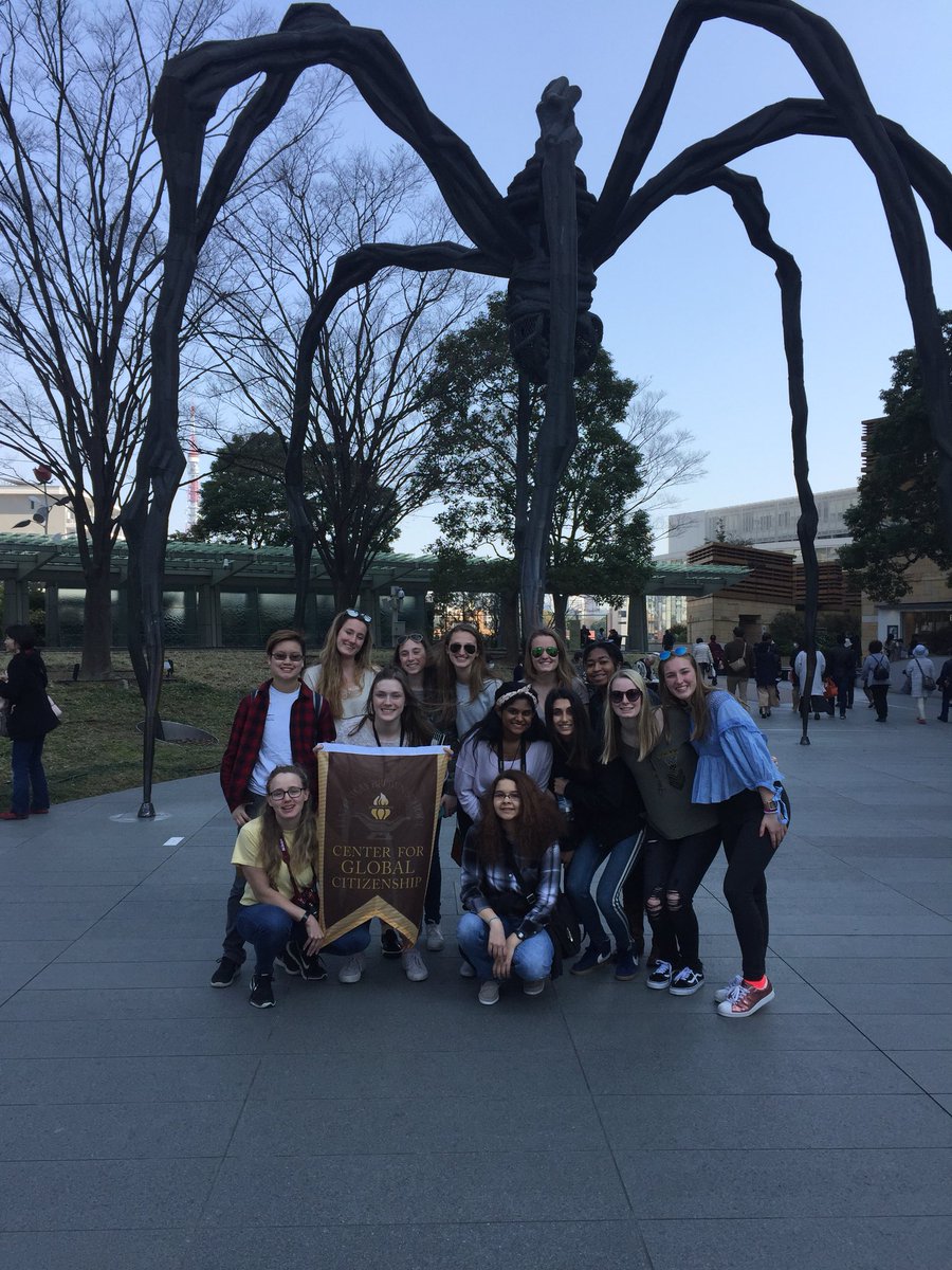 Konichiwa—ahhhh tarantula public art is intense.