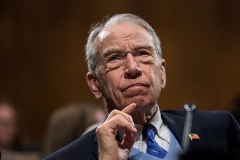 almostjingo's tweet photo. After a year of pouring through FOIA documents and archives one thing is for sure: the biggest thorn in the side of the corrupt is #ChuckGrassley
He’s a feisty patriot with a passion for transparency and truth, we need more like him on the Hill. Thank you! #GrassAttack 🔎⚖️ https://t.co/lV4GsG0Gfd