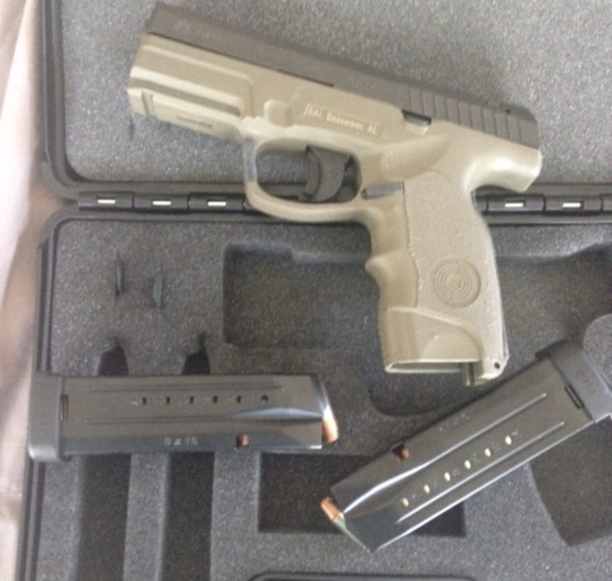 ApexProxii's tweet photo. Gonna put some rounds through it tomorrow https://t.co/z0fHSP26hh