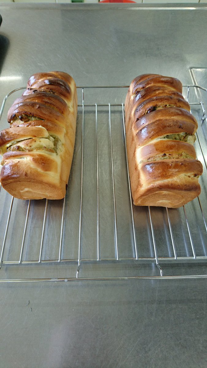 今日は🍞教室
抹茶のバブカ