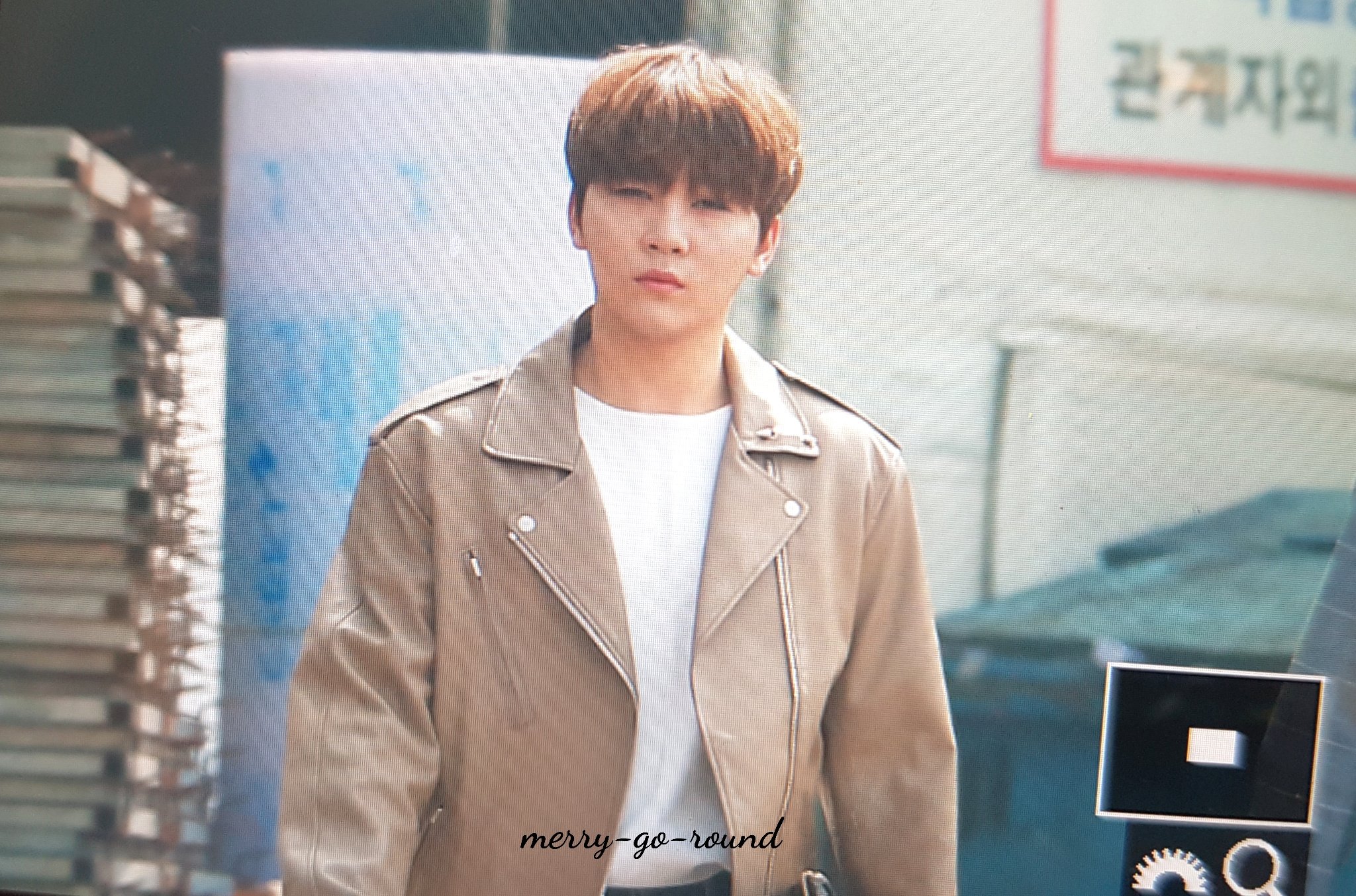 merry-go-round🎠 on Twitter: "180325 인가퇴근 #승관 착장 넘 멋있당 한주간 즐거운추억 멋진무대