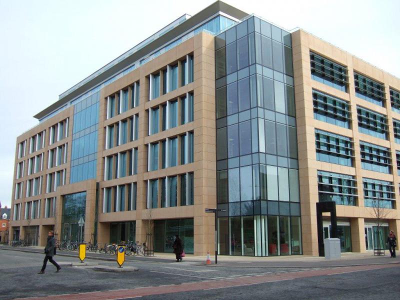 kike_estelles's tweet image. Leaving UK after working two days at the Microsoft Research Center in Cambridge with the @hcomp_conf program committee. Great people. Great place #crowdsourcing #humancomputation #hcomp2018