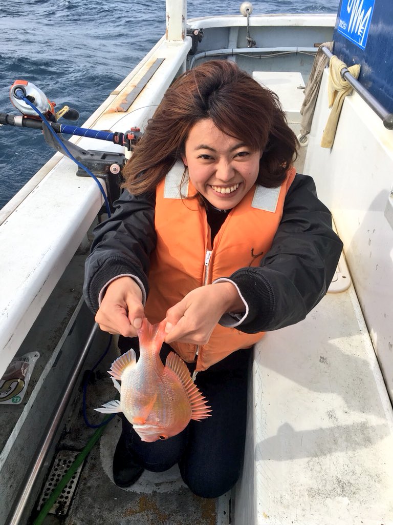 𝑎𝑛𝑛𝑎 Miteco Miteco Jp ライター オカムラナオト Okam72 さんによる 釣りガール 三浦愛 Ailovefish0511さん の海釣り取材に同乗させていただきました 初めての海釣りでレンコダイゲット 記事の公開楽しみです 焼津地域おこし協力