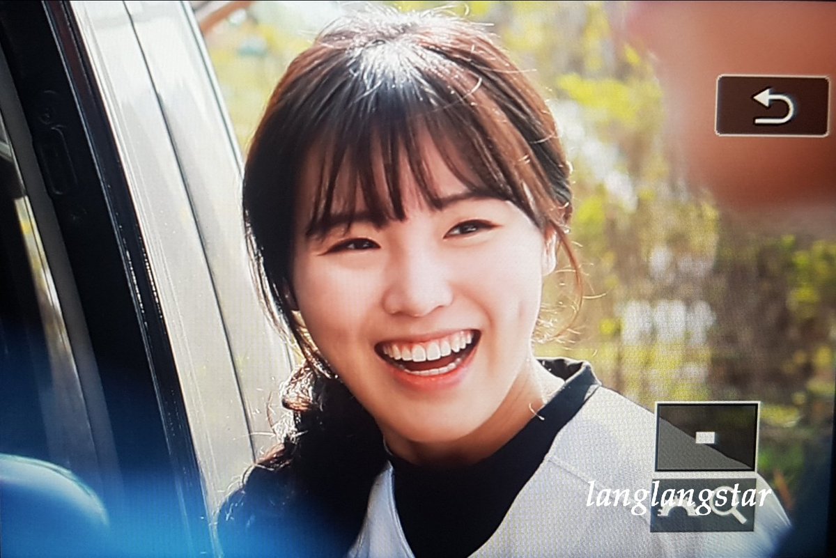 langlangstar822's tweet photo. 180325 기아  개막전 시구 퇴근 #김아랑
아랑아랑 잘해써 💙 https://t.co/6Zs09OD2Bx