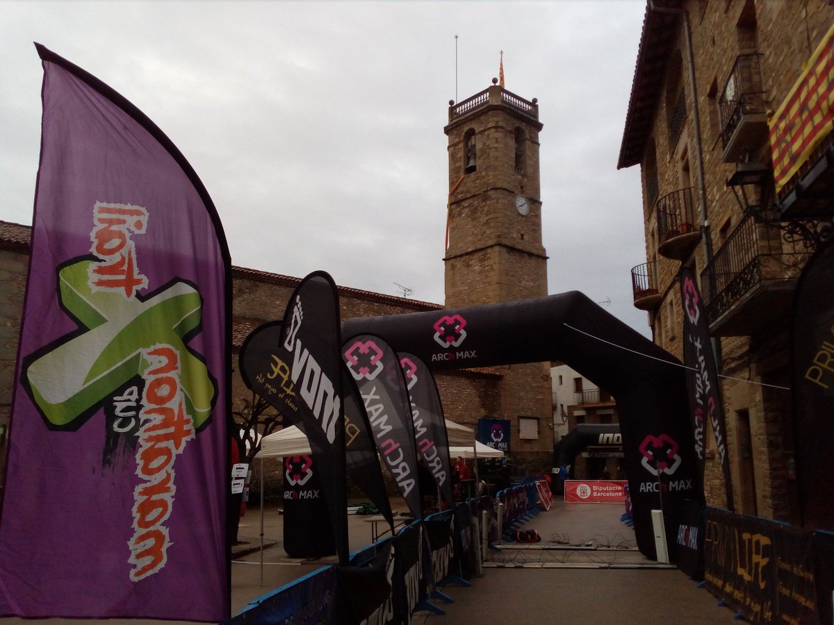 borredaxtrail's tweet photo. Booon dia!
Avui es el gran dia a #BorredaXtrail
Ja ho tenim tot a punt. Inclús us hem deixat els camins 'divertits' per a que us embruteu una mica ❄😂
Gass! https://t.co/EOTwinXfZ0