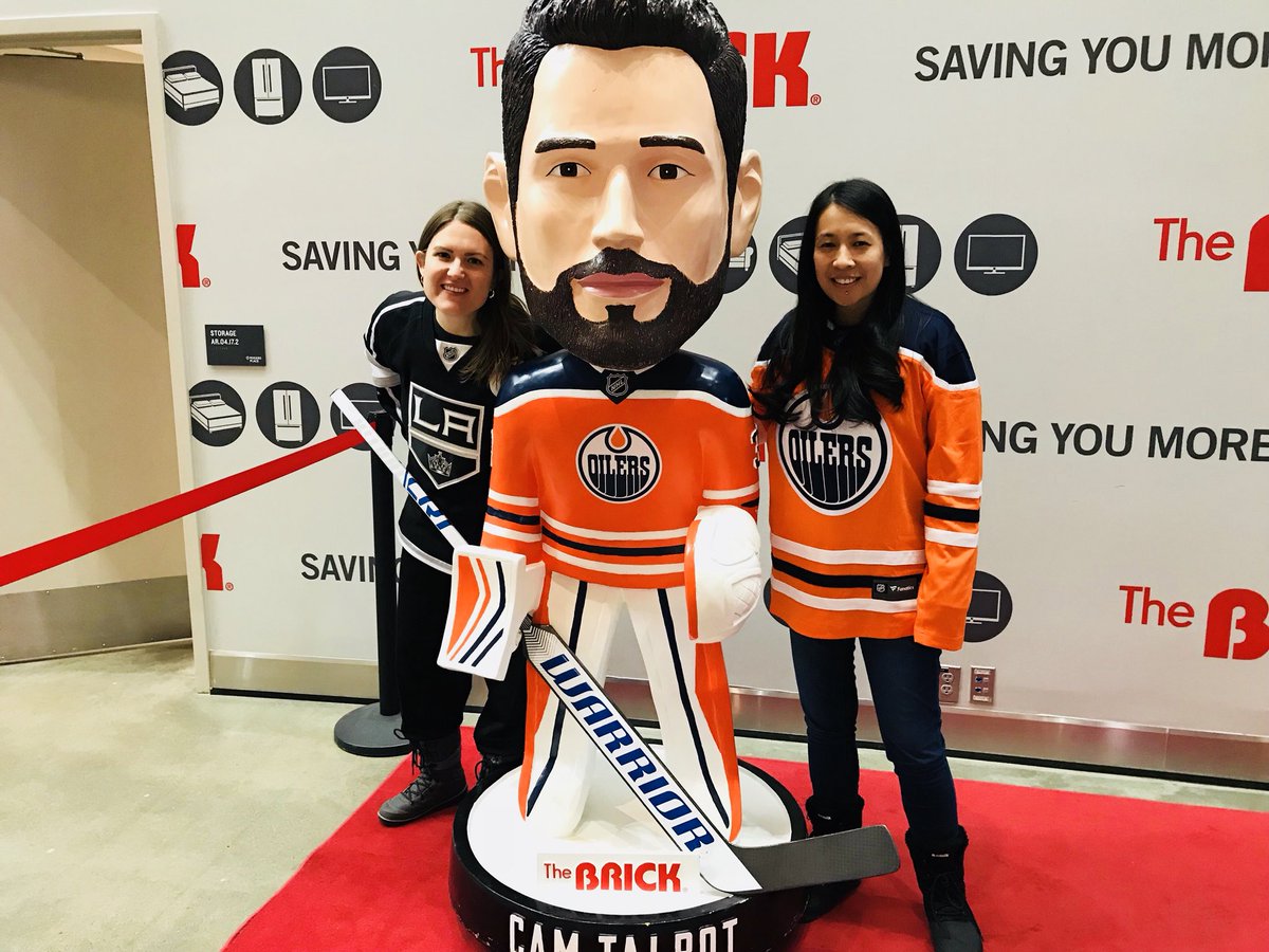 JoannaChan_LA's tweet photo. Weβre in the final stretch of our #NHL Arena Tour: @EdmontonOilers marked our 29th tonight, off to see the @NHLJets tomorrow and then the @NHLFlames next weekend. #Countdownto31 @nhl @PR_NHL @juliekmorris @YouCanPlayTeam https://t.co/wORg2xRlRg