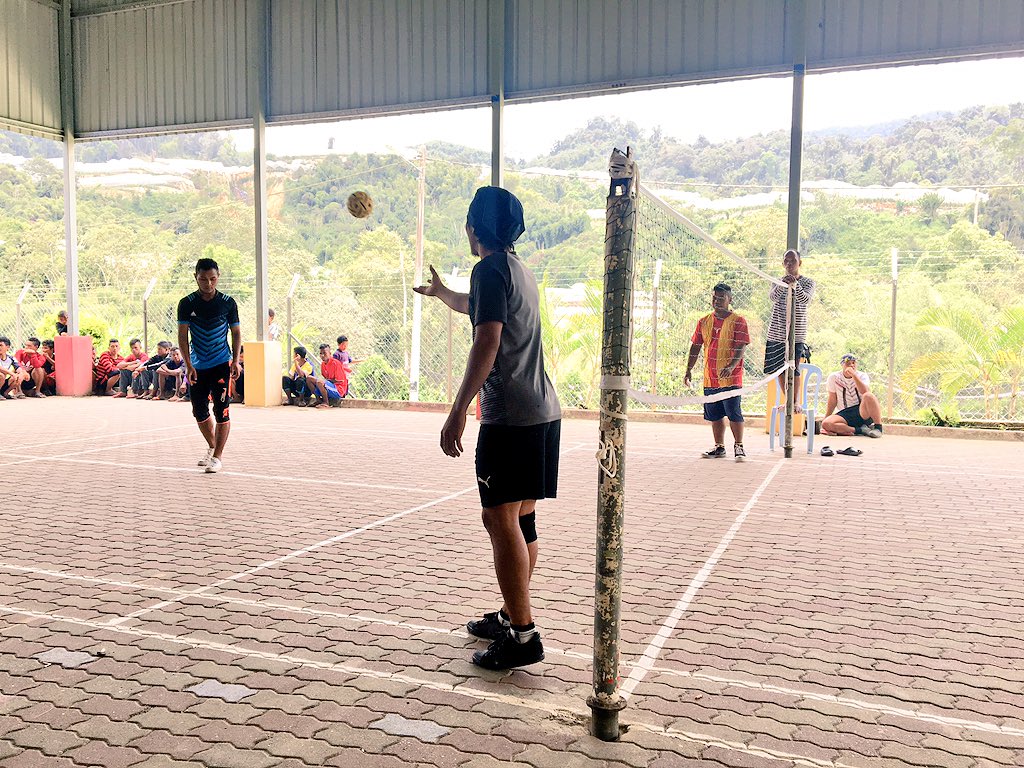 harridzsmohan's tweet photo. @m_kayveas teruja dgn aksi/bakat pemain sepak Takraw di Kpg Terisu #CameronHighlands Prog Sentuhan Kasih &amp; Jalinan Bakti #myPPP @barisanasional @bernamadotcom https://t.co/anJuCiFCth