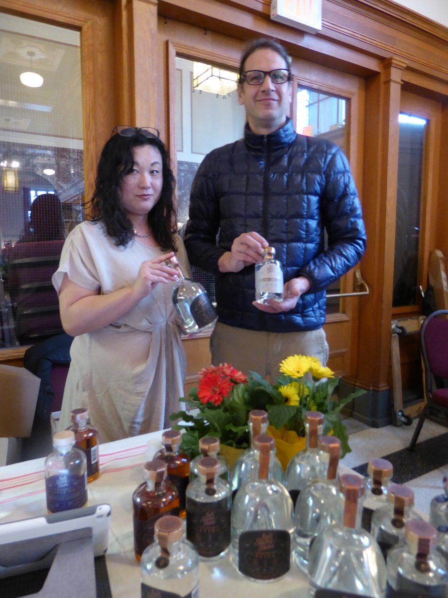 itravellen's tweet photo. @MadeSaltSpring #MadeOnSaltspring @CathyBrowne  @SaltSpringVisit #FINALday #SunMar25 #HeritageHall #16AndMain #11To5 #SaltSpringShineCraftDistillery #RieAndMichaelPapp #OrganicGaiaFoods #BlackGarlic #MikiAndAkiKikuchi https://t.co/FUgKTEiGOL
