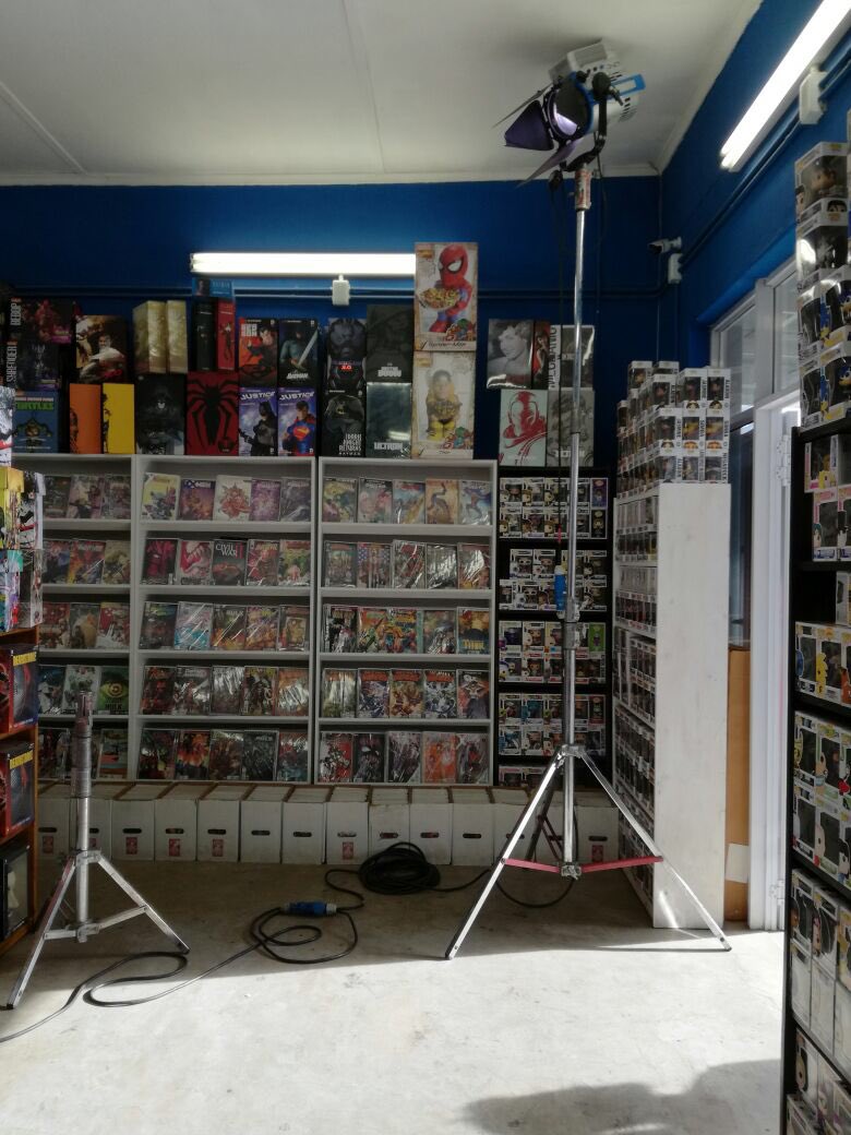 smallvillecomic's tweet photo. Loads of excitement going down at Smallville Comics this morning π± #AfrikaansIsGroot #JayDuPlessis #comicbookstore
Follow Jay at https://t.co/bmtAJv4OZ0 https://t.co/ZtQCW9OkCs