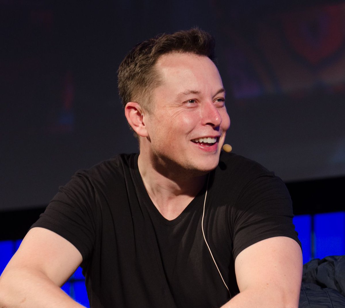 #DeleteFacebook : Elon Musk supprime les pages Facebook Tesla et SpaceX buff.ly/2GnLY8K