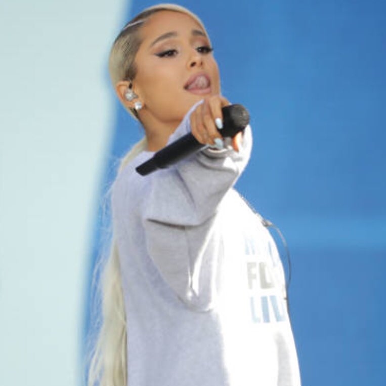 cynicari's tweet photo. Immensely proud of this beautiful girl @ArianaGrande &amp; everyone involved. #MarchForOurLives https://t.co/5ZXnIZDQ46