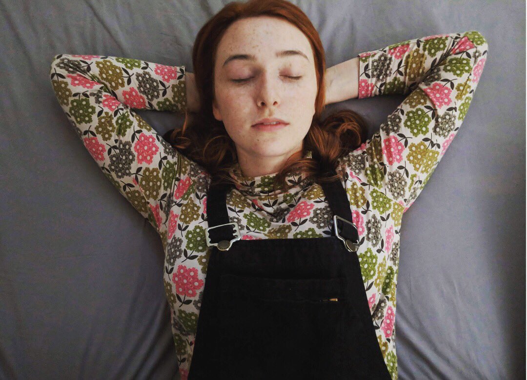 Bessieboohoo's tweet image. Lazy dayz! #workcanwait #sleep