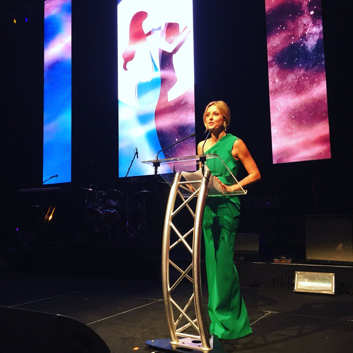 Allison Langdon (AllisonLangdon) Twitter