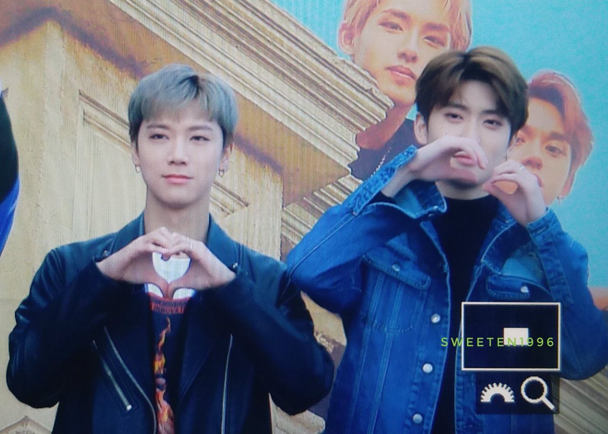 itstime1427's tweet photo. I'm spending all my time loving you 💖💕💖💕💖 

#JaeTen https://t.co/HqZe3jXJJJ