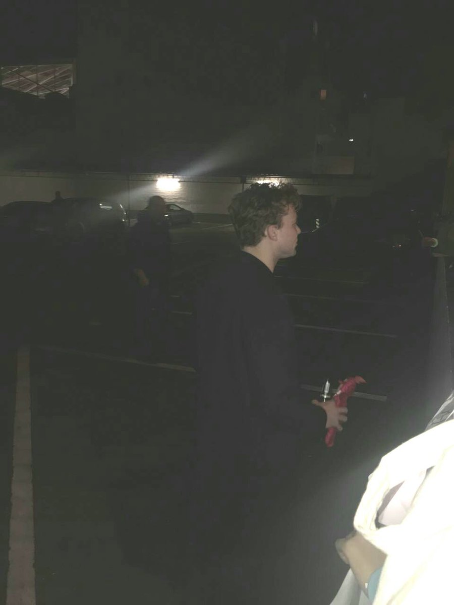 Martina010560's tweet photo. Glad that I could give my selfmade pig to Ashton @5SOS . Unfortunally I couldn't give him the 3 others, too https://t.co/GjMzT9Mbr3