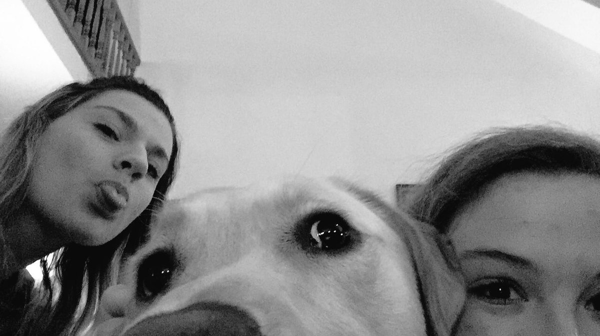 kaylaneumeier's tweet photo. happy birthday to my fav @_brookemaxwell 💘 get wild n have fun on ur spring break !!!!! 😜#beachingitup #ily https://t.co/h16u7poRDl