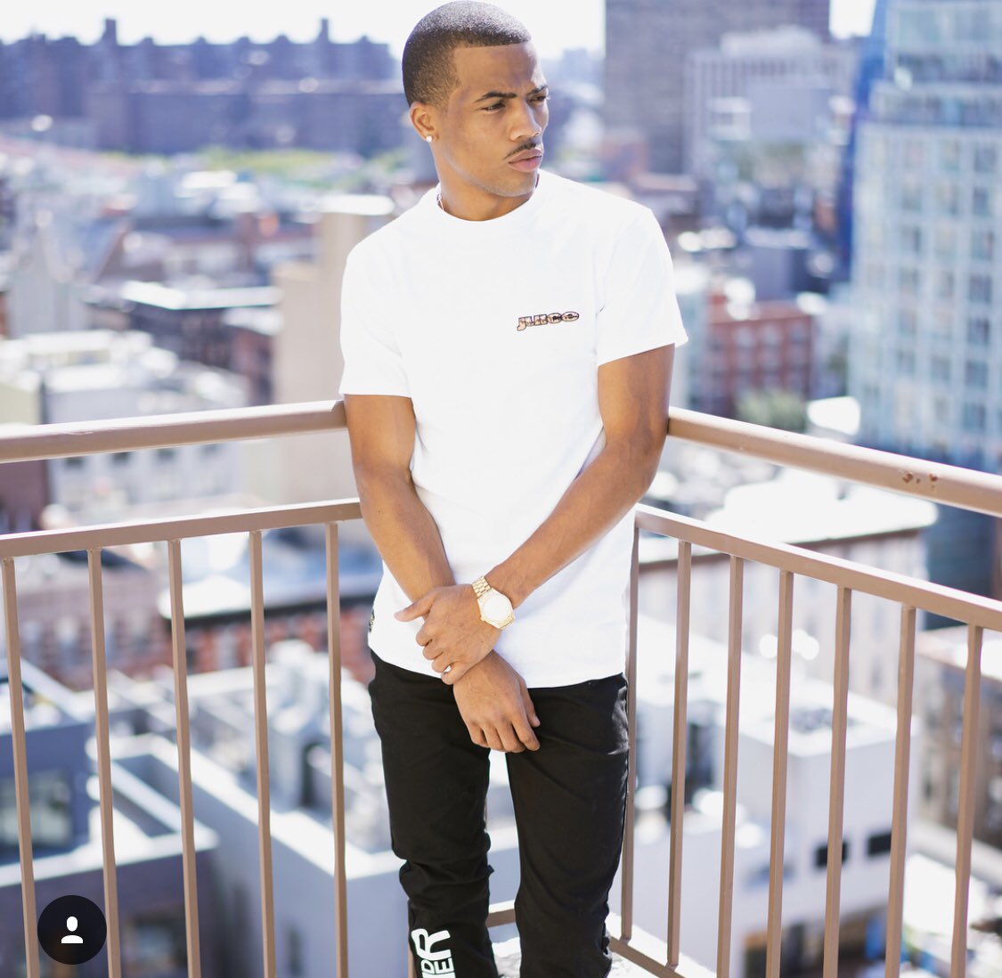 JejuanSmith's tweet image. Shop @EyeHunee