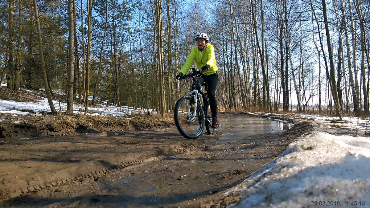 prozabeg's tweet photo. #spring #bike #rower #ровар
Адправіўся я сёння гоўны мясіць... 🚴‍♂️
Нічога, так, - выдюжыў 😁
https://t.co/UZjbGQNESC https://t.co/C6ap6JTrHw