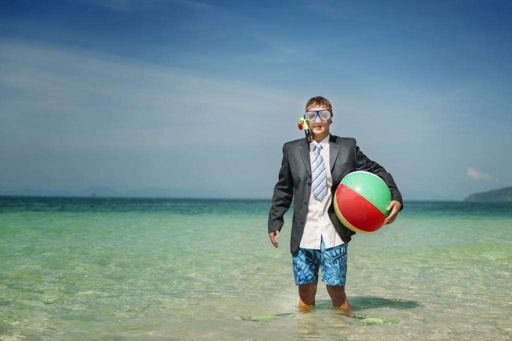 Aggutweets's tweet photo. A 6 step program for #workaholics on #holiday by @TurbineHQ https://t.co/cS5GUXcCRy https://t.co/sEkDcJAsmx