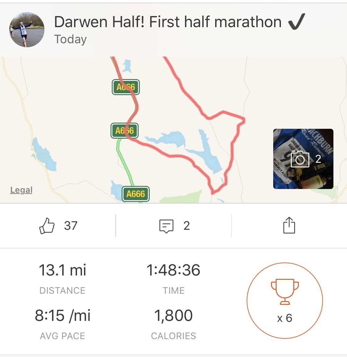 pauljcoop's tweet photo. Now that’s what you call a team! Great support from @bbroadrunners at the @darwenhalf today! First #HalfMarathon for me making my time a PB 1:48 #brrstrong https://t.co/05WPOWqMr5