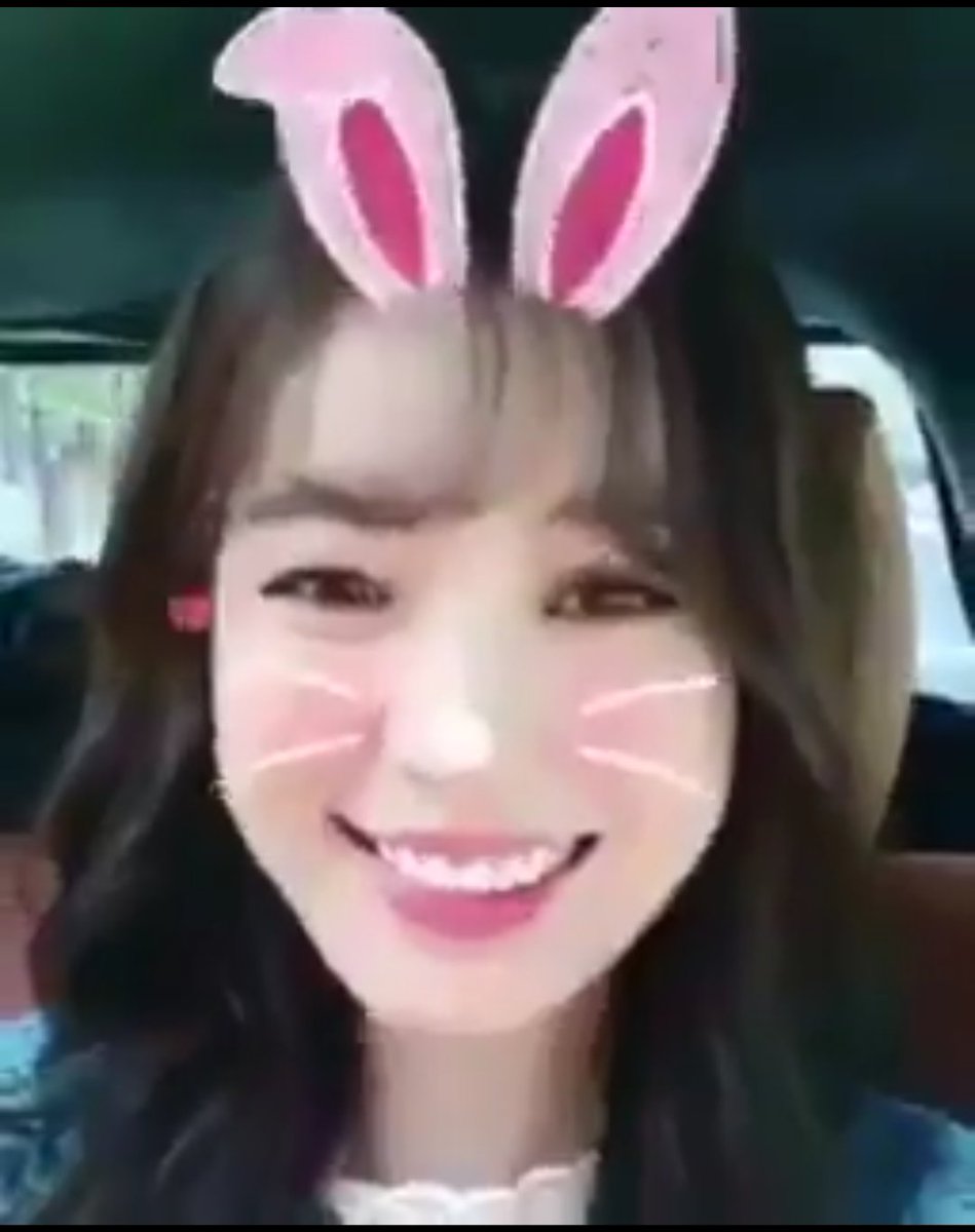 Connielicious88's tweet photo. Kyeopta π feeling ka chat si #HanHyoJoo #kdrama #WTwoWorlds #WRealWorld https://t.co/jRg7jC0yjM