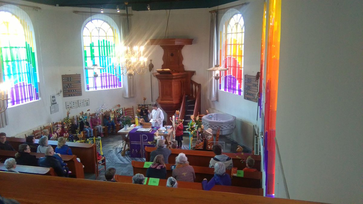JeroenKruims's tweet photo. Na gisteravond de voute party, net Palmpasen viering in kerk en @Doefkamp #Roderwolde #geslaagd https://t.co/ba7FPlJAdZ