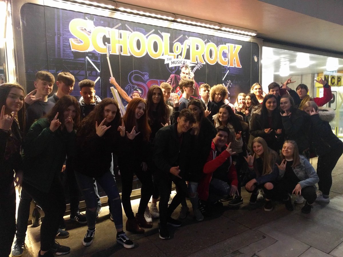 horsforthmusic1's tweet photo. Having a brill time in London with these brill students! https://t.co/xUsNpk4QZg