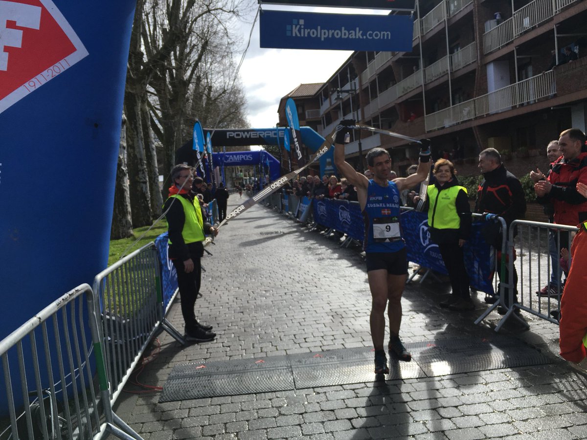 cdfortunake's tweet photo. Hau da aurtengo DONOSTIA HONDARRIBIA TRAIL- eko podiuma:
🥇Jokin Lizeaga
🥈Iker Oliveri
🥉Aritz Kortabarria https://t.co/4TpqmiDdw8