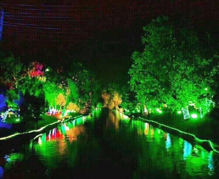 oye_mughal's tweet photo. Karach FINAL me nai but Final Karachi me hy๐๐ #PSLFinalinKarachi #karachi #FinalRound2018 #Zalmi #IslamabadUnited https://t.co/3MeD0OFKo7