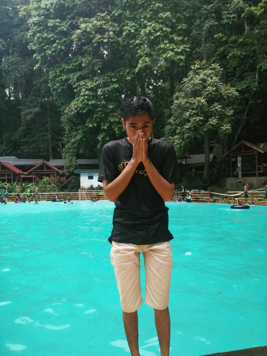 Teori Aquatisme : "Tubuh yang terlalu banyak dan terlalu lama terkena air, maka akan merasakan kedinginan" 
Dingin-dingin di Ermes.. 
<a href="/DA2_Evi/">EVI_MASAMBA_REAL</a> <a href="/whatsonANTV/">ANTV</a> #EviMasambaAtAntv25