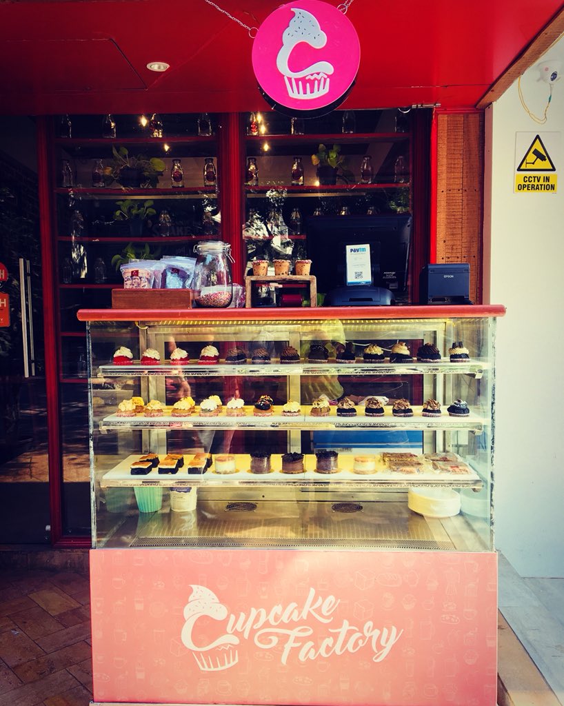 ccfmumbai's tweet photo. An all new store! Come find us at #CarterRoad #mumbai. Enjoy some delicious cupcakes and other desserts with us today! 
#cupcakes #dessert #yummy #sunday #funday #weekend #new #love #yummyinmytummy #hungry #love #store #bakery https://t.co/YkRbShGw5F