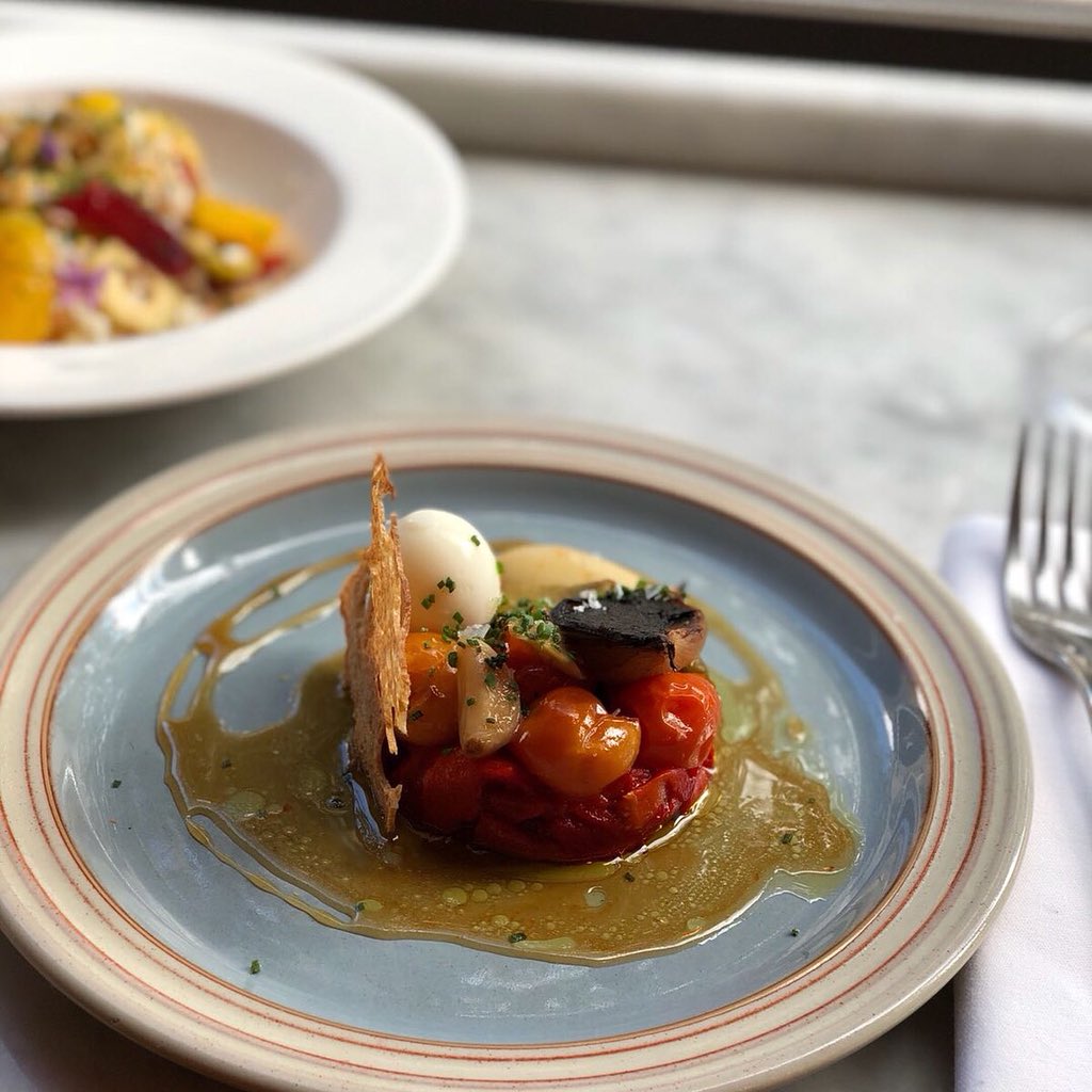 Jose_Pizarro's tweet photo. Zorongollo salad, a roasted vegetable salad from Extremadura on the menu @josepizarrorestaurants #PizarroRestaurant #ExtremaduraWeek #ExtremaduraFoodie, dressing make with @MielVilluercas . Don’t miss it x https://t.co/FshPdvs9xl